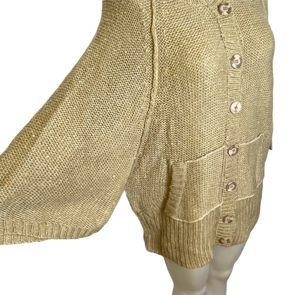 HOODED Cardigan Sweater 🤍 - Picture 4 of 7